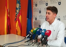 El Ayuntamiento de Peñíscola convoca a la ciudadanía para votar sobre la incorporación del hombre a la Corte de Honor