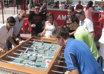 Peñíscola vuelve a disfrutar de los juegos "de bar" de los años '80