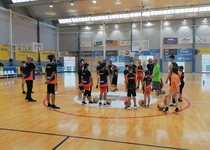 Peñíscola ha recibido la visita de Toni Rodríguez, el Trotamundos del baloncesto