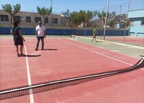 El Ayuntamiento de Peñíscola lleva a cabo las obras de acondicionamiento de la pista central de tenis