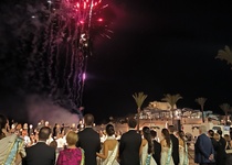 Peñíscola despide sus Fiestas Patronales con un pasacalles, música y fuegos de artificio