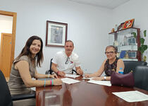 El Ayuntamiento de Peñíscola colabora con el AFA del instituto en la organización de distintos actos y en el proyecto de patios educativos 