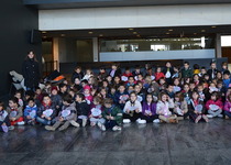 Los escolares de Peñíscola van al teatro en inglés