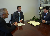 Andrés Martínez se reúne con el cónsul de México en Valencia para tratar posibles inversiones en el municipio