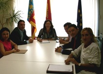 El alcalde trata los avances en la estación depuradora con la consellera