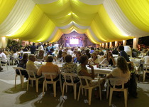 Cena de Pa i Porta en el parador de fiestas de Peñíscola‏