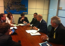 El alcalde de Peñíscola, Andrés Martínez, trata en Madrid la problemática de la costa norte