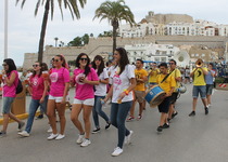 La Coordinadora de Peñas de Peñíscola realiza su primera Ruta por las calles de la ciudad