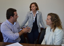 Andrés Martínez se ha reunido con el AMPA del CEIP Jaime Sanz para coordinar el pago del programa de libros gratuitos a partir del 1 de diciembre