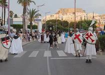 Teatro, títeres, malabares y cuentacuentos en la Peñíscola Ciudad Papal