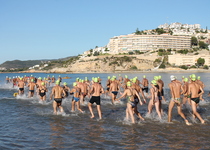 Peñíscola acoge la XXIV Clásica de Natación
