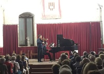 Brillante actuación Jordan Tejedor y Pablo Lleida Lanau en el Salón Gótico del castillo de Peñíscola