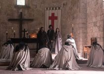 El Ministerio del Tiempo emite hoy el capítulo "El Cisma del Tiempo" rodado en Peñíscola y con el Papa Luna como uno de sus protagonistas