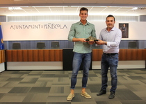 Peñíscola homenajea al joven Vicent Llorach, Primer Finalista de Mister International Spain