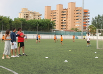 El Ayuntamiento de Peñíscola adjudica el contrato de suministro e instalación del césped en el campo de fútbol
